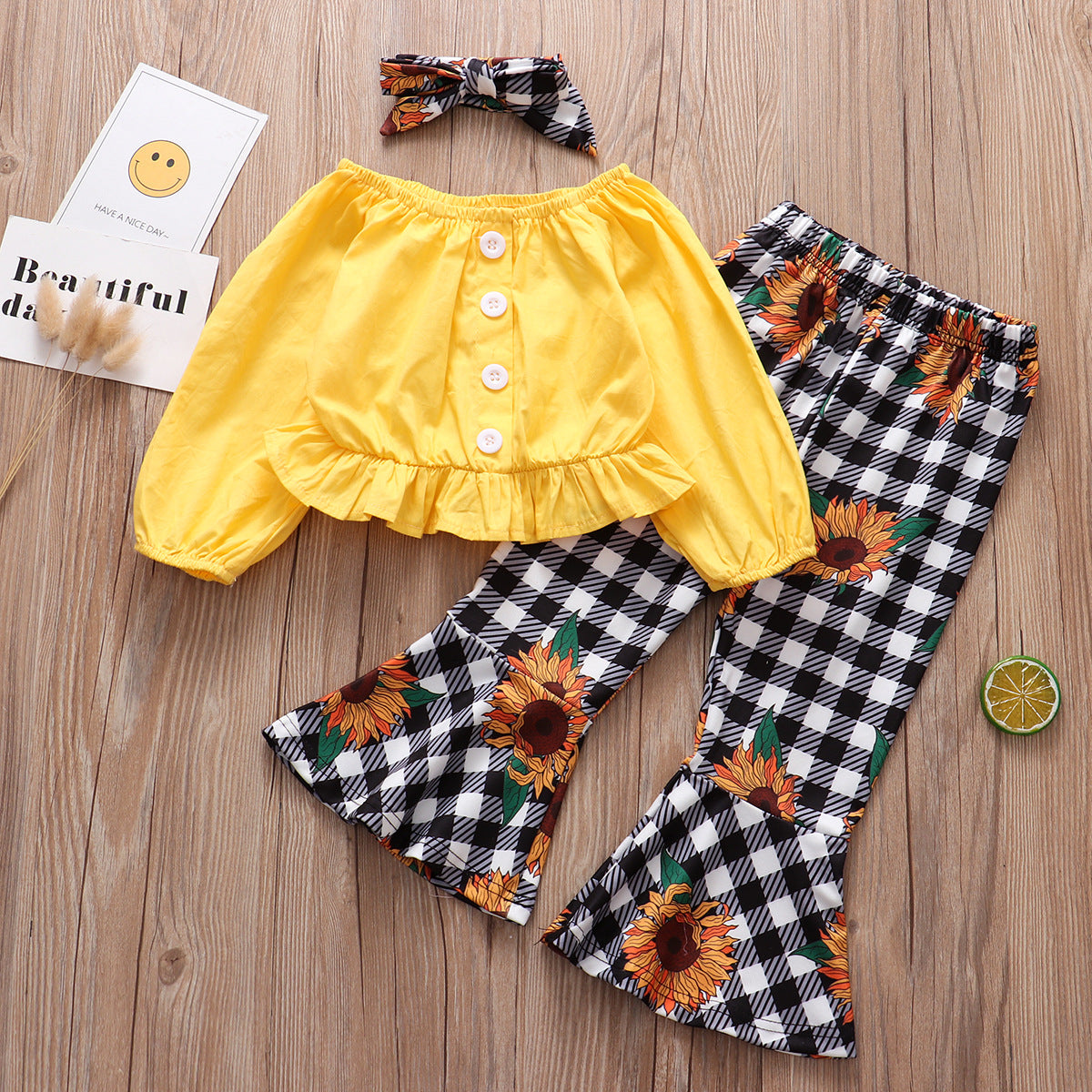 Foreign Trade Childrens Clothing WholesaleAutumn New Style Longsleeved Yellow Blouse  Plaid Sun Flower Trousers Girl Suit 3-piece Set