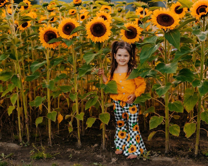 Foreign Trade Childrens Clothing WholesaleAutumn New Style Longsleeved Yellow Blouse  Plaid Sun Flower Trousers Girl Suit 3-piece Set